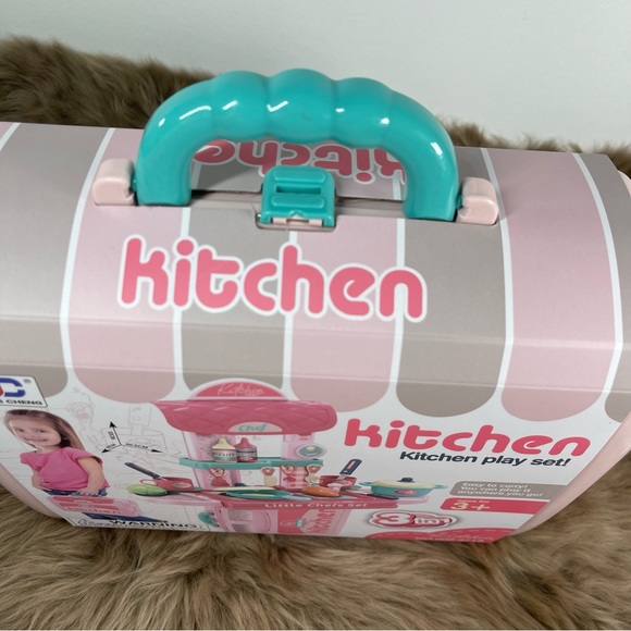 New Pretend Kitchen Play Set 3-in-1 Suitcase with Toy Pots Pans Dishes For 3+ - Picture 14 of 14